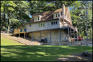 Captain Bill's Lake House at Cataract Lake
